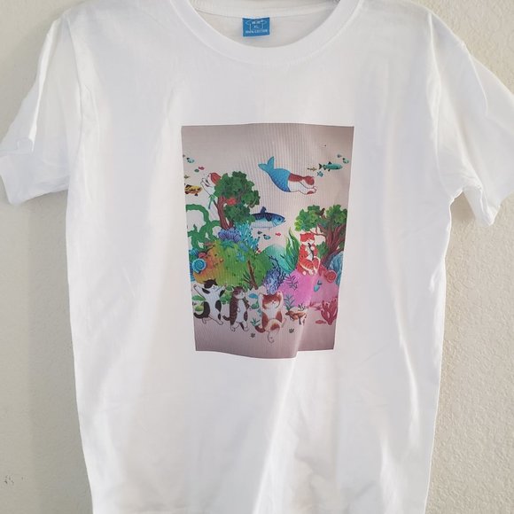 T-Shirt Size L(2 for $8) - Picture 1 of 2